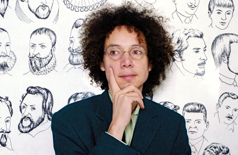 Minder bekend is dat Malcolm Gladwell ook tienduizend uur oefende op een nonchalante pose.